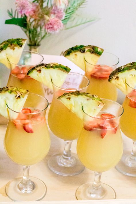 Hawaiian Bridal Shower Party Brunch Food Ideas, Party Brunch Food, Brunch Food Ideas, Fruity Summer Drinks, Hawaiian Bridal Shower, Centerpiece Tutorial, Luau Bridal Shower, Luxury Event Design, Hawaiian Baby Showers