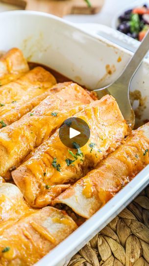 Beef Enchiladas With Homemade Sauce, Beef Enchiladas Videos, Easy Beef Enchiladas Old El Paso, Easy Enchiladas Beef Corn Tortillas, 5 Ingredient Beef Enchiladas, Beef Enchilada Recipe, Ground Beef Enchiladas, Easy Enchiladas, Melty Cheese