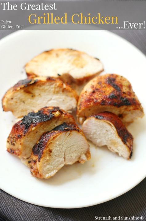 4 Skinless & Trimmed Chicken Breasts 1 Tsp Smoked Paprika 1 Tsp Trader Joe's 21 Seasoning Salute ½ Tsp Cumin 21 Seasoning Salute, Paleo Grilled Chicken, Grilled Chicken Breast Recipes, Foil Packet Dinners, Blackstone Recipes, Healthy Potatoes, Metabolism Boosting Foods, Grilled Dinner, Fit Foodie