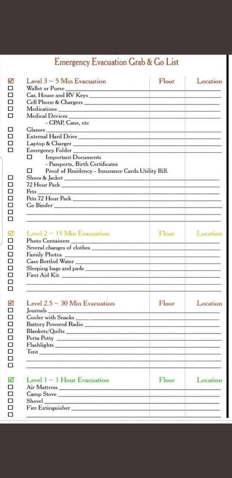 Evacuation Checklist, Emergency Checklist, Emergency Binder, Emergency Prepardness, Emergency Preparedness Kit, Survival Quotes, Emergency Evacuation, Family Emergency, Survival Life Hacks