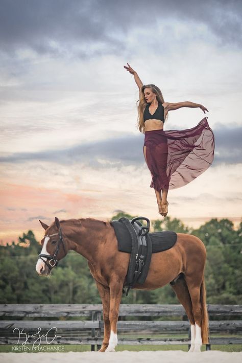 Amazing dreamy equine #vaulting trick riding shot by Kristen Nicole LaChance Photography. #trickriding #horsephotography #equine Equestrian Vaulting, Vaulting Equestrian, Horse Vaulting, Blonde Long Hair, Horse Photography Poses, Photography Horse, Trick Riding, Fairytale Photography, Cute Horses