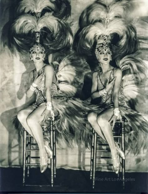 Folies Bergere, Dolly Sisters, Burlesque Vintage, Vintage Photo Prints, Ziegfeld Girls, Ziegfeld Follies, Vintage Burlesque, Louise Brooks, Silver Print