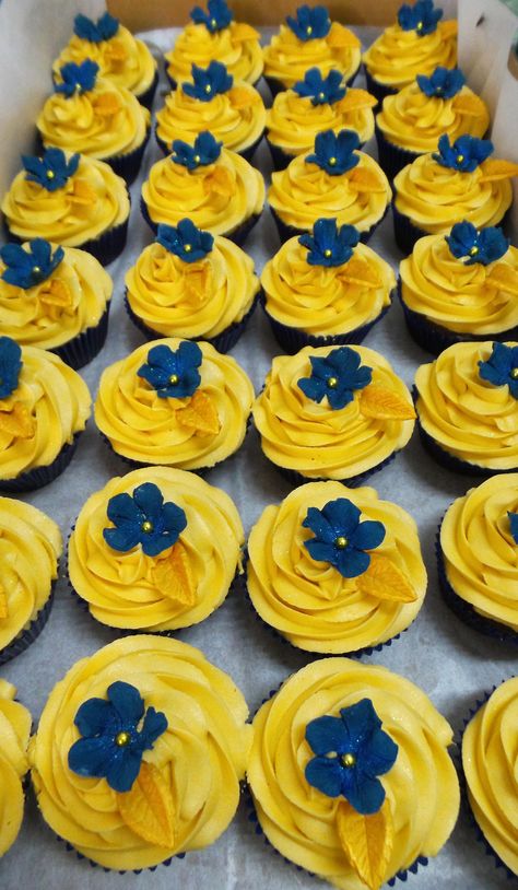 https://flic.kr/p/FTGqyf | Royal blue and gold wedding cupcakes Royal Blue And Yellow Wedding Cake, Royal Blue And Yellow Party Decorations, Red Blue Yellow Birthday Party Themes, Royal Blue Yellow Wedding, Yellow And Blue Cupcakes, Blue And Gold Cupcakes, Ukrainian Sweets, Gold Wedding Cupcakes, Blue And Yellow Cake