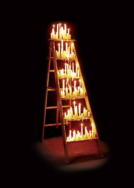 the visual of candles on a ladder, very rustic and moving Christmas Stage Design, Christmas Eve Service, Centerpieces Floral, Tall Centerpiece, Christmas Stage, Easter Service, Flowers Centerpieces, Worship Art, Service Ideas