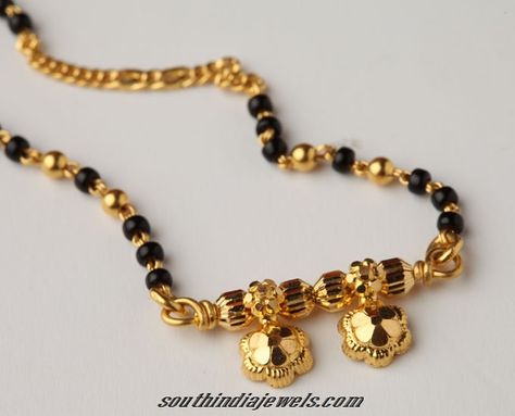 Thali Chain Designs Gold Latest, Thali Chain Designs Gold, Gold Mangalsutra Design, Necklace Png, Thali Chain, Black Beats, Mangal Sutra, Mangalsutra Design, Black Beads Mangalsutra Design