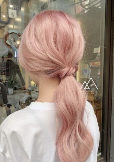 Korean Pink Hair, Lavender And Blonde Hair, Rose Pink Hair, Light Pink Hair, Pink Hair Dye, Korean Hair Color, Pastel Pink Hair, Pretty Hair Color, Hair Color Pink