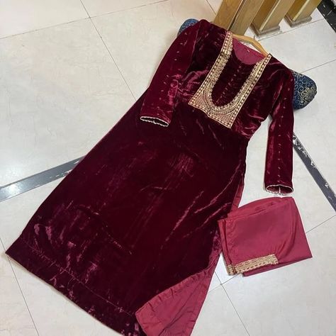 #decent #trendy #winterpret #formalwear #readytowear #weddingwear #dress #outfit #pret #elegent #stylish #velvet #velvetcollection #sidecut #longmaxi #tillahwork #sequancework #shirt #partywear #festivewear Valvet Dress, Simple Style Outfits, Velvet Dress Designs, Silk Maxi, Indian Clothes, Simple Trendy Outfits, Punjabi Suits, Wedding Wear, Long Shirt