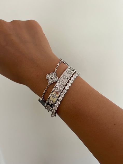 Van Cleef White Gold Bracelet, Van Cleef Bracelet Stack Silver, Silver Van Cleef Necklace, Van Cleef Arpels Silver, Luxury Silver Jewelry, Silver Van Cleef Bracelet, Van Cleef Bracelet Silver, Van Clef Bracelet, Van Cleef Bracelet Stack