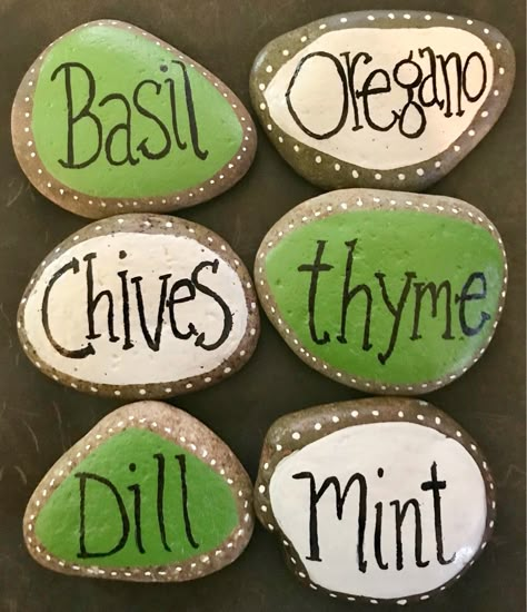 Herb Markers, Herbs Garden, Garden Rock Art, Herb Garden Design, Vertical Herb Garden, Garden Markers, Plant Markers, Charming Garden, Rock Painting Designs