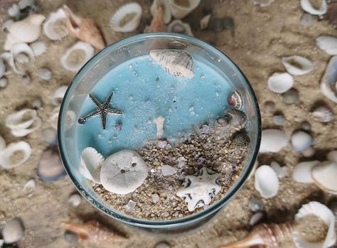 Sea Candle Ideas, Intention Candles Diy, Beach Candles Diy, Candle Terrarium, Mermaid Candle, Beach Theme Candles, Beach Candles, Diy Candles Video, Candle Crystal