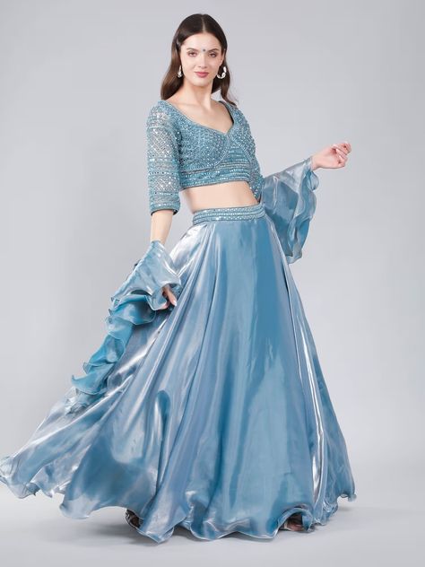 Crop Top Lehenga Wedding, Crop Top Lehenga Designs, Haldi Dress, Gold Lehenga, Lehenga Crop Top, Indian Groom Wear, Crop Top Lehenga, Choli Dress, Gown Party Wear