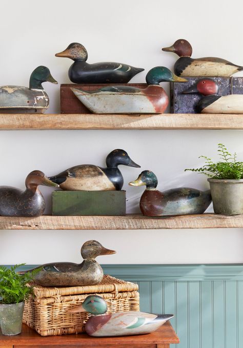 duck decoy collection Duck Decoy Decor, Lake House Decorating Ideas, Lake House Decorating, Holiday Entertaining Food, House Decorating Ideas, Country Living Fair, Cabin Living Room, Cabin Aesthetic, Duck Decor