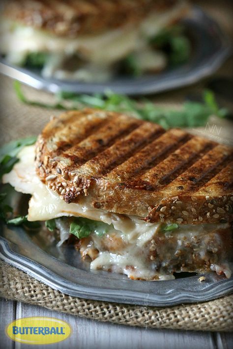 This fall inspired turkey apple brie panini with honey mustard maple mayo is the perfect sweet and savory combination. Maple Mayo, Brie Panini, Short Rib Sandwich, Taleggio Cheese, Turkey Apple, Apple Brie, Rib Sandwich, Panini Recipes, Best Grilled Cheese