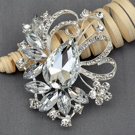 Art deco diamond brooch