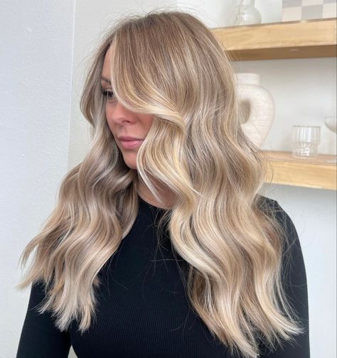 Soft Blonde Balayage Brunettes, Mousy Blonde Hair Balayage, Bronze Creamy Blonde, Biscuit Blonde Balayage, Bronze Creamy Blonde Hair, Milky Blonde Balayage, Dirty Blonde To Blonde Balayage, Bright Beige Blonde, Creamy Blonde Hair Balayage