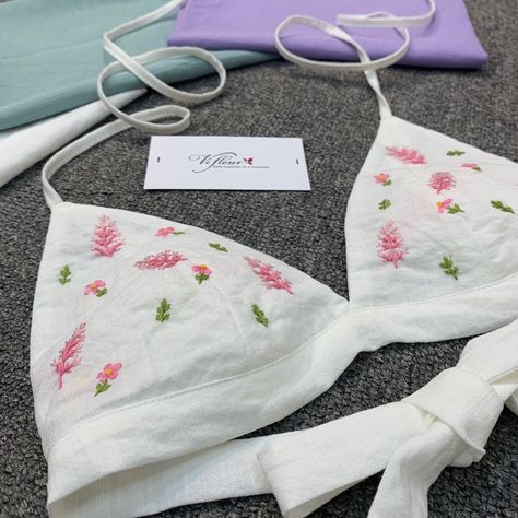 Linen Bra, Linen Bralette, Skirt Outfits Summer, Bra Sewing, Women Embroidery, Bra For Women, Corset Fashion, Sewing Crafts Tutorials, Soft Bra