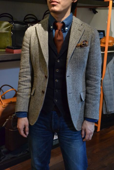 love menwears! Sport Coat With Jeans, Sport Coat And Jeans, Tweed Jacket Men, Mens Tweed Suit, Tweed Wedding Suits, Business Jacket, Herringbone Jacket, Mens Fashion Smart, Style Blazer