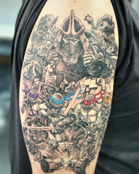 Teenage Mutant Ninja Turtles piece finished last night. More TMNT pieces please! Based on an IDW comic cover. @idwpublishing @tmnt #tattoo #longisland #newyork #longislandtattooartist #stephenrussotattoo #newyorktattooartist #bodyartist #bodyart #art #artist #michaelangeloink #womenwithtattoos #menwithtattoos #tmnt #teenagemutantninjaturtles Ninja Turtle Sleeve Tattoo, Shredder Tmnt Tattoo, Tmnt Tattoo Ideas, Teenage Mutant Ninja Turtles Tattoo, Ninja Turtles Tattoo, Batman Joker Tattoo, Tmnt Tattoo, Ninja Turtle Tattoos, Shredder Tmnt