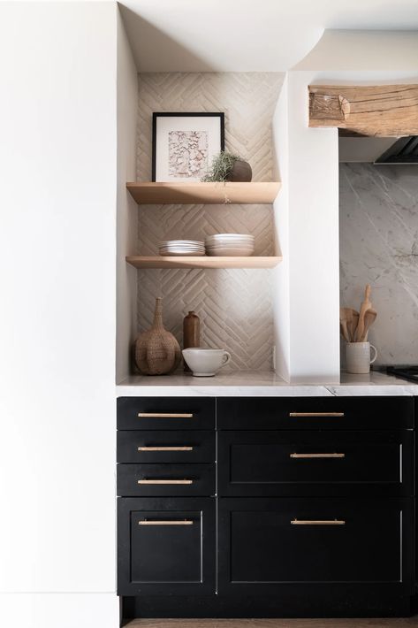 White Brass Kitchen, Ikea Shaker, Small Dark Kitchen, All White Kitchens, White And Brass Kitchen, Black Shaker Kitchen, Kitchen With Black Cabinets, Recessed Wall Niche, Black Cabinetry