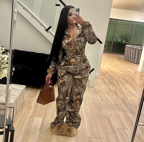 Camo Jumpsuit Outfit, Black Baddies Outfit, Fur Boots Outfit, Camouflage Jumpsuit, Sheer Jumpsuit, Outfit Botas, Black Boots Outfit, Camouflage Outfits, Camo Fashion