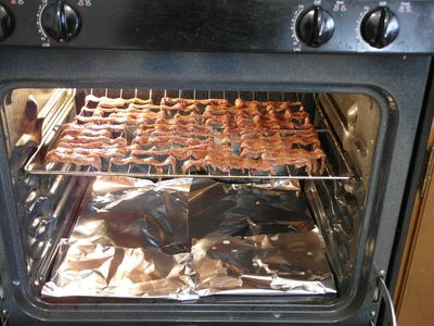 How to make Beef Jerky in your oven using a cheap roast. Awesome! Deer Jerky Recipe In Oven, Beef Jerky Recipe Oven, Jerky In The Oven, Oven Beef Jerky, Make Beef Jerky, Deer Jerky Recipe, Oven Jerky, Jerkey Recipes, Bacon Jerky