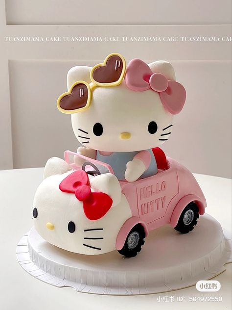 Hello Kitty Fondant, Bolo Da Hello Kitty, Cake Decorations Ideas, Hello Kitty Book, Kitty Birthday Cake, My 25th Birthday, Hello Kitty Birthday Cake, Baby Shower Sweets, Friends Cake