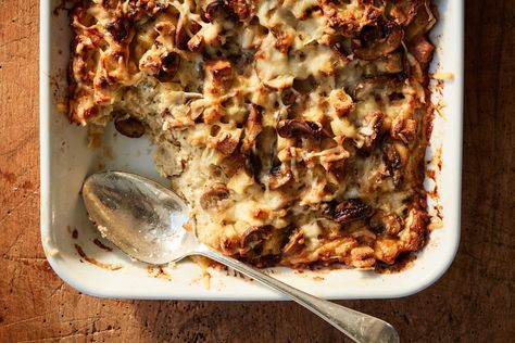 Bread pudding is my go-to alternative to traditional stuffing, which tends to dry out your turkey To make bread pudding, you need to dice the bread, season it and bake it until the cubes are nicely toasted Here, I start with Pepperidge Farm Herb Seasoned cubed stuffing mix — be sure to buy the cubed mix Gruyere Bread, Mushroom Bread Pudding, Roasted Cabbage Wedges, Choc Cake, Savory Sides, Hot Cheese, Best Thanksgiving Recipes, Flag Cake, Vegetarian Thanksgiving