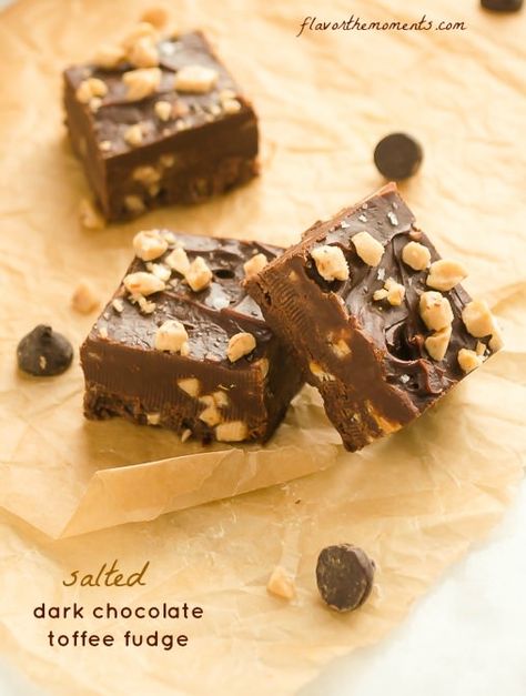 Salted Dark Chocolate Toffee Fudge Toffee Fudge Recipe, Toffee Fudge, Best Fudge Recipe, Fudge Flavors, Dark Chocolate Fudge, Fudge Recipes Easy, Fudge Easy, Toffee Bits, Chocolate Toffee