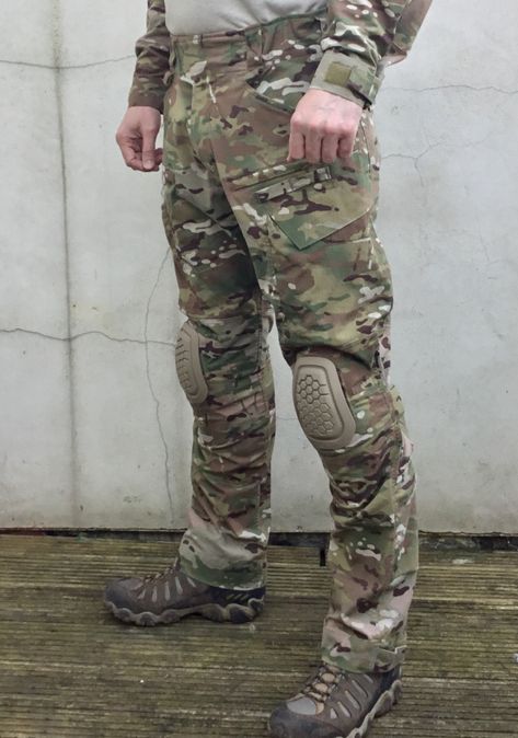 Crye Precision G4 Combat Pants Review – Part 3: The Feature Set – The Reptile House Crye Precision Pants, Crye Precision, Reptile House, Bush Craft, Combat Pants, Book Clothes, Nike Shoes Air Max, Shoes Air, Camo Pants