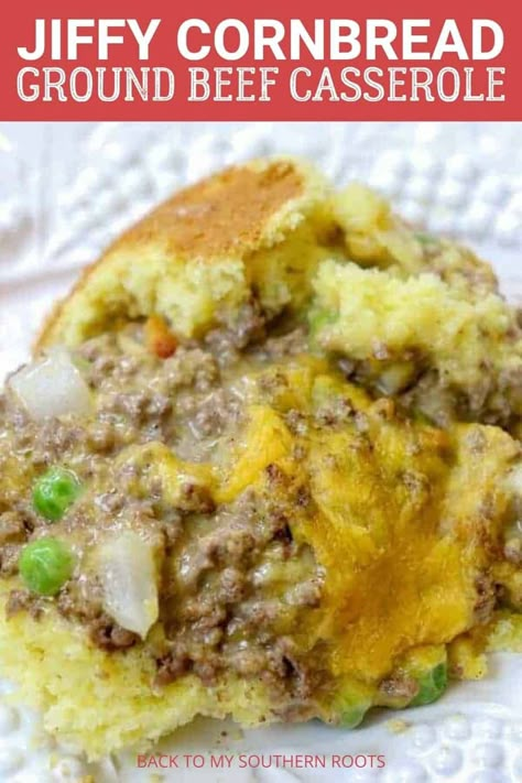 Jiffy Cornbread casserole with ground beef is a great meal to fix for the entire family. The cheeseburger casserole recipe is budget-friendly and feeds quite a few people. The dish fed two teenage boys, my husband, and myself and we had leftovers. Plus, it's super easy to make, which takes the pain out of making dinner. Jiffy Casserole, Jiffy Cornbread Casserole, Cheeseburger Casserole Recipe, Cracker Chicken, Oven Meals, Corn Muffin, Jiffy Mix, Cornbread Casserole, Jiffy Cornbread