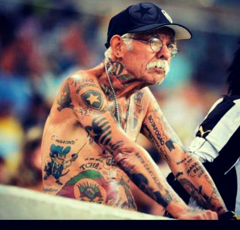 Old People With Tattoos, Brian Dawkins, Face Tats, Tattoo Old School, Chicano Art Tattoos, Sleeves Ideas, Leg Sleeves, Funny Tattoos, Old School Tattoo