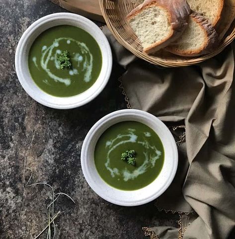 Broccoli Rabe Soup Rapini Soup, Broccoli Soup Recipes, Soup Easy, Italian Recipes Traditional, Broccoli Rabe, Italian Recipes Easy, Italian Soup, Italian Appetizers, Broccoli Soup