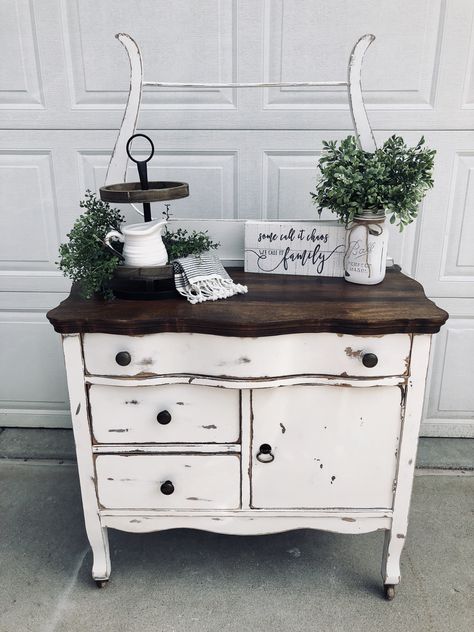 Vintage Wash Stand Repurpose, Antique Wash Stand Decor Ideas, Wash Stand Coffee Bar, Wash Stand Nightstand, Antique Dresser Coffee Bar, Old Wash Stand Makeover, Antique Wash Stand Decor, Antique Dry Sink Repurposed, Wash Stand Decorating Ideas