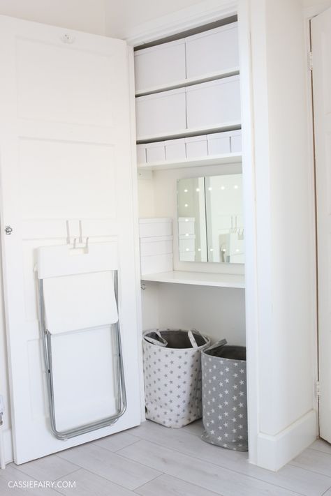 DIY project - how to turn an alcove or cupboard into a fitted dressing table and storage space. Dressing Table Inside Wardrobe, Fitted Dressing Table, Cupboard Diy, Wall Library, Ideas Dressing Room, Food Storage Ideas, Alcove Ideas, Flat Renovation, Bedroom Organisation