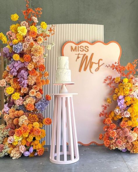 Wavy Backdrop, Bright Birthday Party, Party Rental Ideas, Bridal Shower Backdrop, Event Stylist, Wedding Backdrop Design, Bridal Shower Inspiration, Bridal Shower Flowers, Unique Bridal Shower