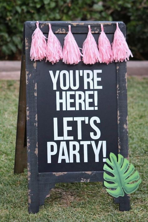 Welcome party guests with a fun party sign! Throwing a party soon? You won't want to miss all the stunning party inspiration and festive ideas for throwing your next tropical themed celebration! #tropicalparty #shindigz #lauraslittleparty Coachella Theme Party Decoration, Coachella Inspired Party, Coachella Party Theme, Coachella Party Ideas, Coachella Theme Party, Welcome Back Party, Festival Garden Party, Tropical Party Ideas, Birthday Party Adult