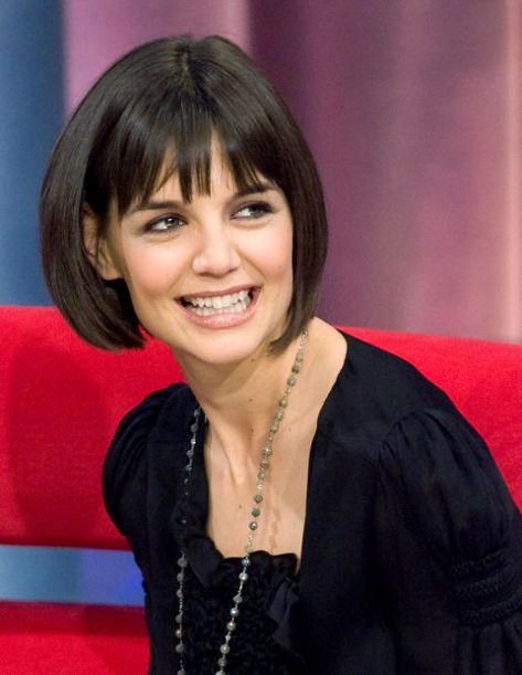 Katie Holmes Bob, Katie Holmes Hair, Wavy Bob Long, Wavy Bob Hairstyles, Cool Short Hairstyles, Bob Haircut With Bangs, Trending Hairstyles, Katie Holmes, Double Take