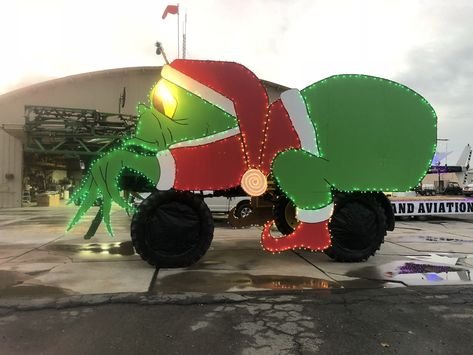 Grinch Golf Cart Parade, Decorate Truck For Christmas Parade, Christmas Golf Cart Parade Ideas Easy, Christmas Lights On Golf Cart, Golf Cart Decorating Ideas Christmas Parade Floats, Holiday Parade Floats Grinch, Golf Cart Decorations, Corkboard Ideas Decor, Christmas Parade Floats