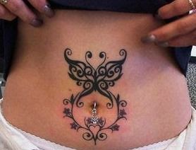 Tattoo Around Belly Button, Piercings Belly, Fake Belly Piercing, Belly Button Tattoos, Lower Belly Tattoos, Belly Button Tattoo, Small Henna Tattoos, Upper Thigh Tattoos, Tummy Tattoo