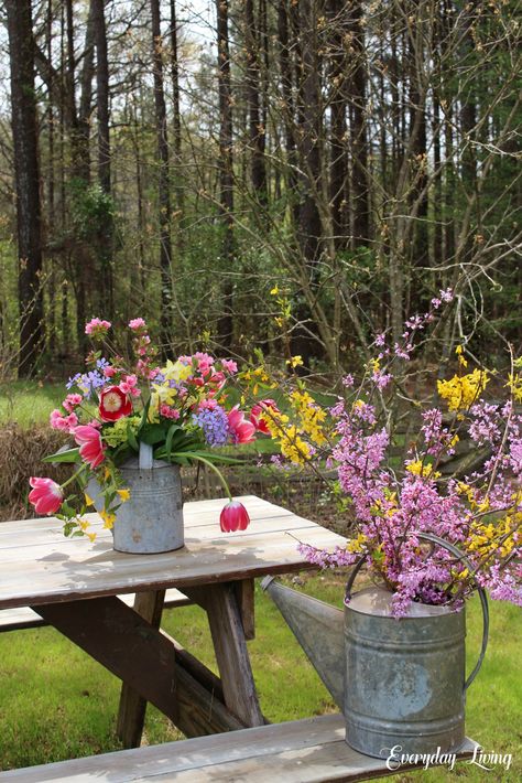 Flowers In Watering Can, Coastal Background, April Wallpaper Aesthetic, Wallpaper April, April Aesthetic, Beachy Wallpapers, Vintage Watering Can, Plant Watering Can, Wallpaper Beach