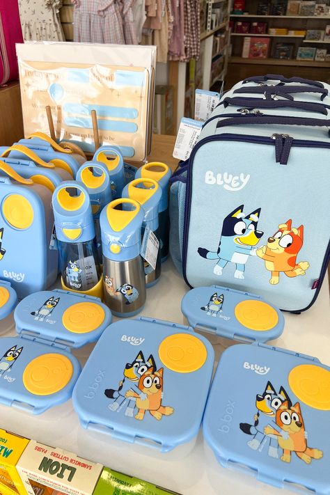 The Bluey B Box lunch range has everything you need for daycare, kindy and school! Choose from a range of products to meet your little ones needs. Bluey Toys For Kids, Back To School Products, Bluey Merch, Lunch Box Ideas For Kids, Bluey Toys, Bluey Stuff, Paw Party, Best Christmas Toys, Kids Toy Shop