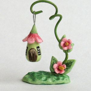 Polymer Clay Kunst, Diy Fimo, Clay Fairy House, Polymer Clay Fairy, Clay Fairies, Cute Polymer Clay, Cute Clay, Clay Miniatures, Fimo Clay