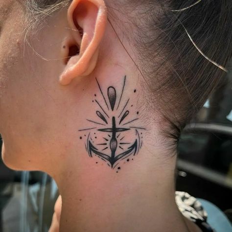 Anchor Neck Tattoo, Simple Anchor Tattoo, Back Of Neck Tattoos For Women, Small Anchor Tattoos, How To Tattoo, Feminine Anchor Tattoo, Pretty Tattoo, Anchor Tattoo Design, Tattoo Apprenticeship