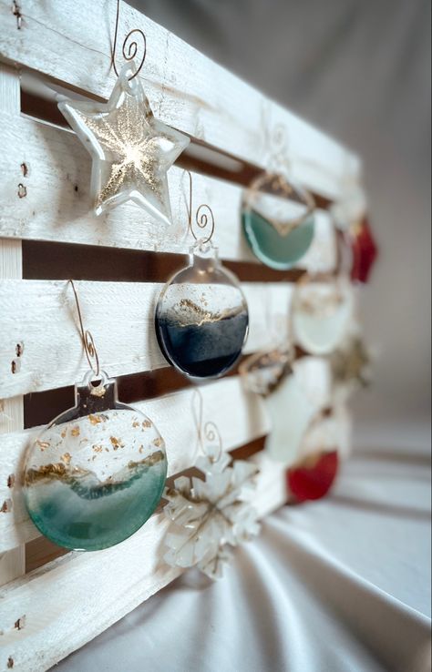 Handmade resin Christmas ornaments made by Joelle adesign Co. Christmas Crafts Resin, Acrylic Resin Christmas Ornaments, Christmas Ornaments Resin, Resin Christmas Ornaments Diy, Christmas Resin Ideas, Resin Christmas Ornaments, Christmas Resin, Epoxy Crafts, Resin Ornaments