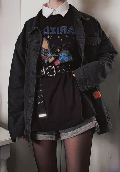 arizona shirt, denim jacket Soft Grunge Outfits Women, Lofi Aesthetic Outfits, Grunge Outfit Shorts, Fem Grunge Outfits, Feminine Grunge Outfits, Grunge Outerwear, Salicylic Acid Products, Punk Fits, Salicylic Acid Benefits