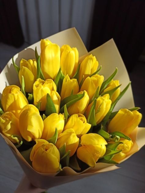 Yellow Flowers Bouquet, Yellow Bouquets, Yellow Blossom, Boquette Flowers, Tulip Bouquet, Nothing But Flowers, Yellow Tulips, Flower Therapy, Yellow Aesthetic