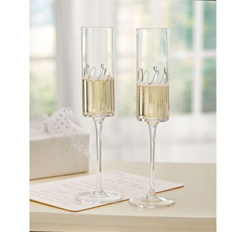 Wedding Champagne Glasses, Wedding Champagne, Champagne Flute Set, Toasting Flutes, Wedding Toasts, Mr And Mrs Wedding, Wedding Glasses, Unique Wedding Gifts, Champagne Wedding