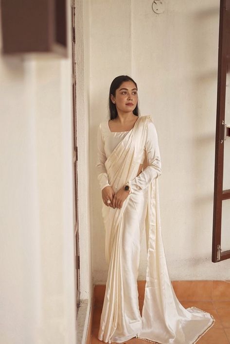 Confirmation Aesthetic, Plain White Saree, White Satin Saree, White Silk Saree, Deep Poem, Farewell Saree, Cocktail Saree, Sabyasachi Lehengas, Bridesmaid Lehengas