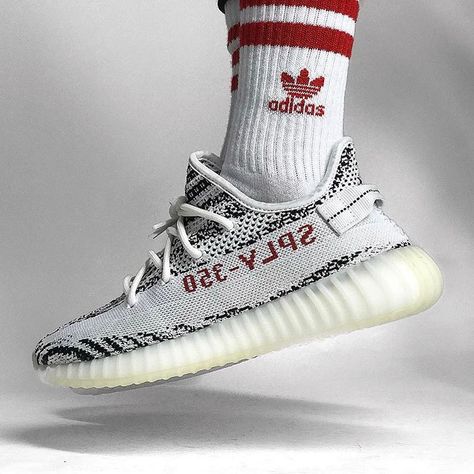 What did you wear today? Shop our feed, hit link in bio. : adidas Yeezy Boost 350 V2 “Zebra” : @themonniker #WDYWT for on-feet and model photos #WDYWTgrid for outfit lay down photos Yeezy 700 Static, White Yeezy 350, Hype Fashion, Yeezy Sply 350, Yeezy 350 Yecheil, Yeezy 350 V2, Adidas Originals Shoes, Adidas Yeezy 350, Armour Women