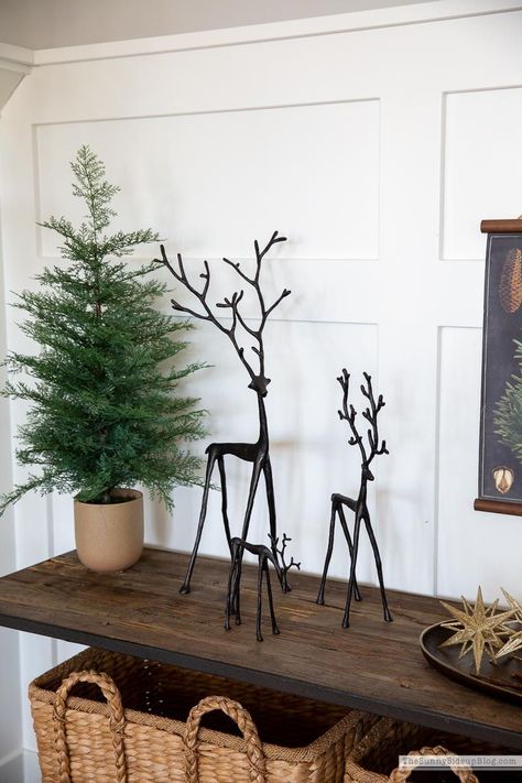 Christmas Family Room Mantel (Sunny Side Up) Reindeers Christmas Decorations, Black Deer Christmas Decor, Christmas Decorating Ideas 2023, Metal Christmas Decor, Christmas Deer Decor, Deer Christmas Decor, Christmas Family Room, Deer Decorations, Reindeer Christmas Decor